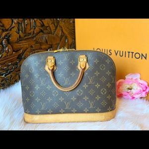 Louis Vuitton Alma PM